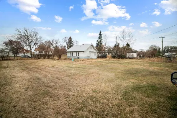 Forestburg, AB T0B 1N0,4905 47 AVE