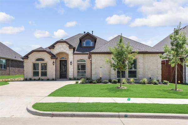 2614 Fair Oaks Avenue, Midlothian, TX 76065