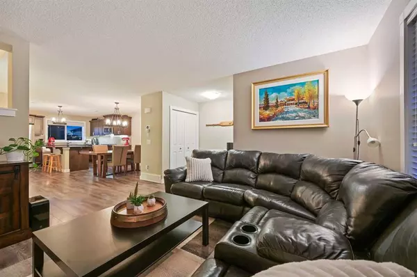 Calgary, AB T2X 2J5,1469 LEGACY CIR SE