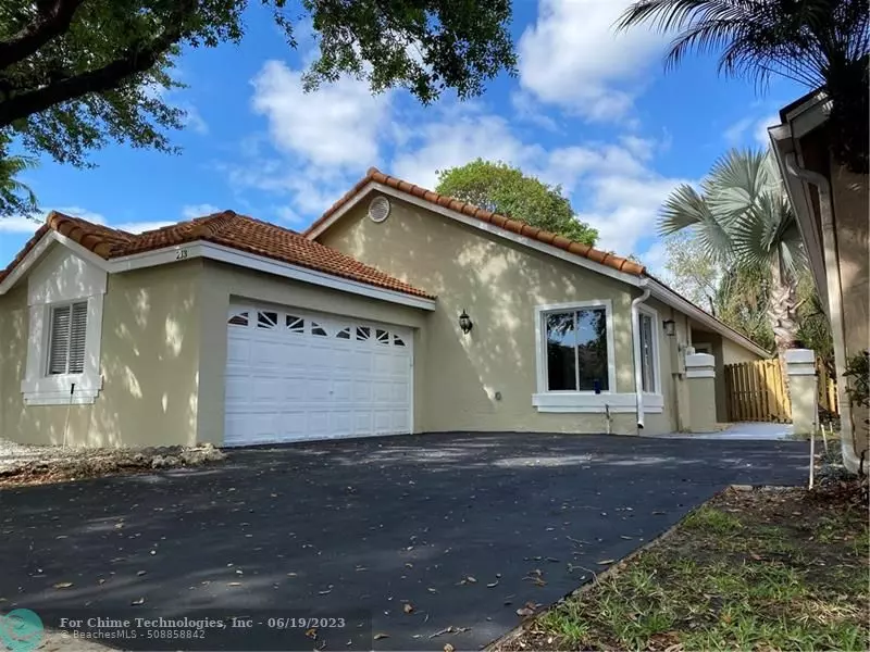 213 NW 101 ave, Plantation, FL 33324