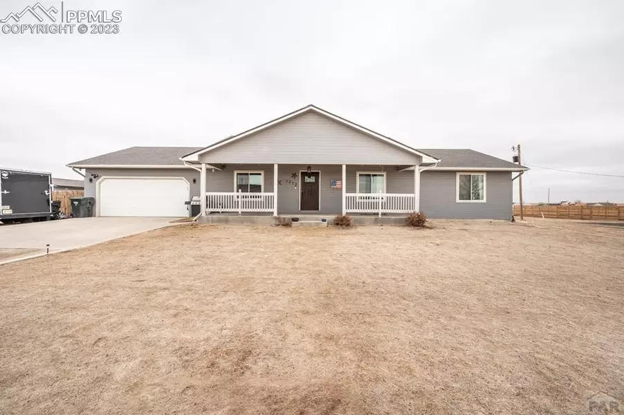 1212 N Saddle Ridge LN, Pueblo West, CO 81007