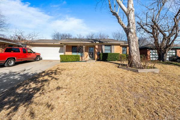 4732 Sarazen Drive, Mesquite, TX 75150