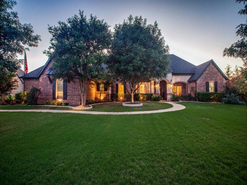 3003 Twin Lakes Drive, Celina, TX 75078