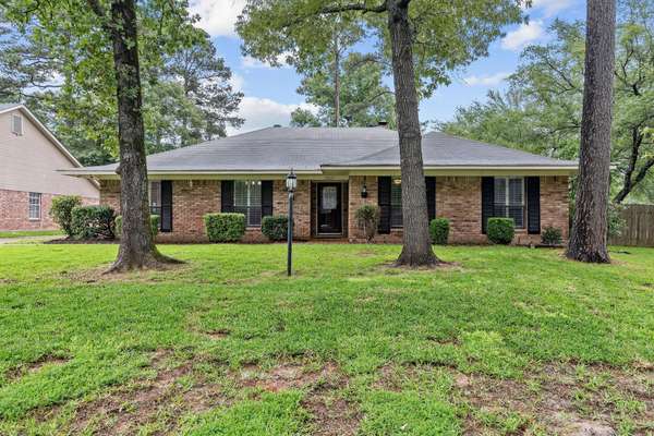 10019 Commander Drive, Shreveport, LA 71106