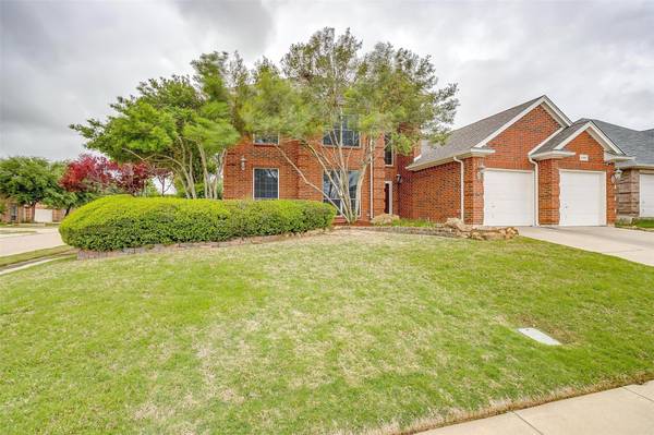 2828 White Rock Drive, Fort Worth, TX 76131