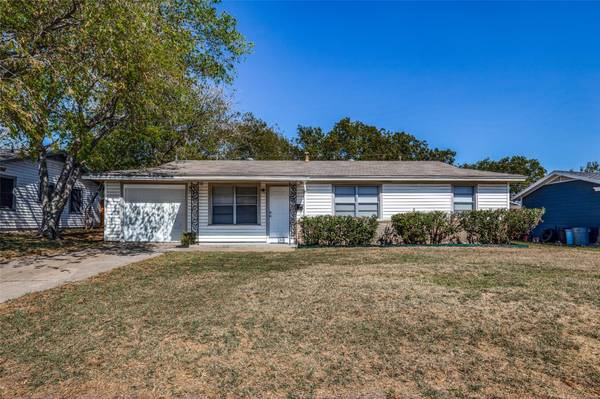 5235 Stanley Keller Road, Haltom City, TX 76117