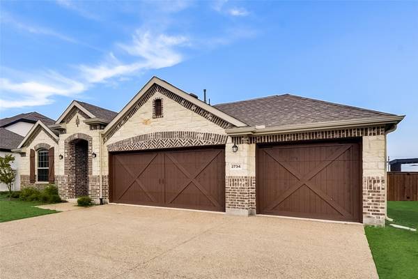 2734 Pinto Creek Drive, Celina, TX 75078