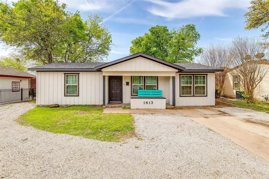 1413 Sharondale Street, Fort Worth, TX 76115