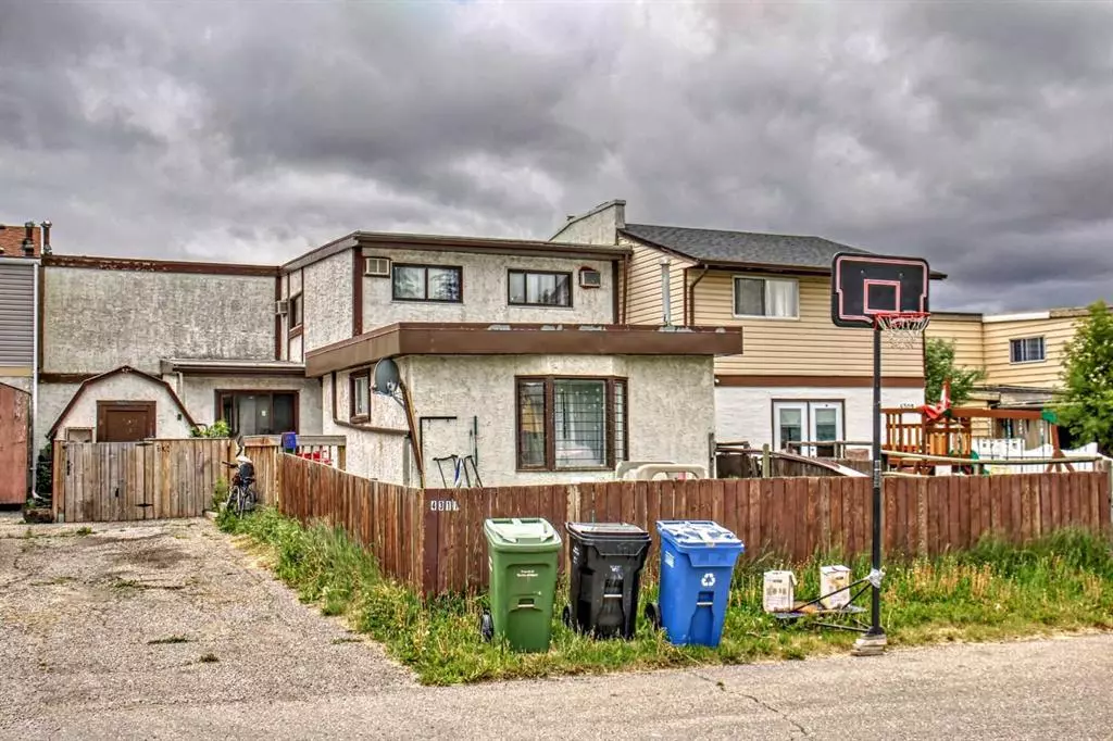 Calgary, AB T2A 3B1,4311 6 AVE SE