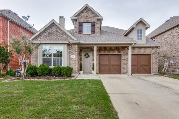 6968 Warbler Lane, North Richland Hills, TX 76182