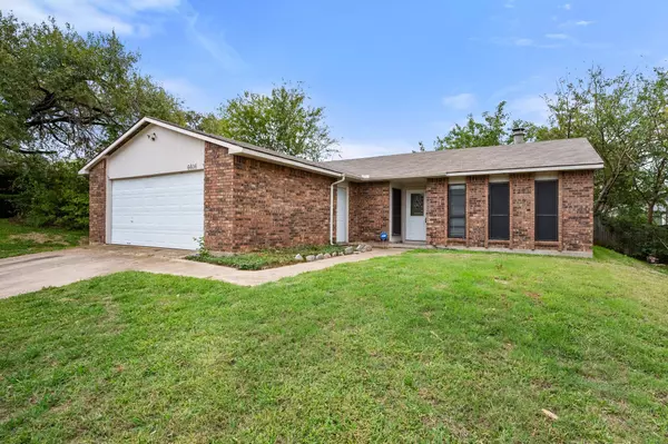 Arlington, TX 76016,6606 Greenfield Drive