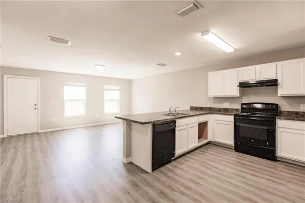 2824 NW 21st PL, Cape Coral, FL 33993