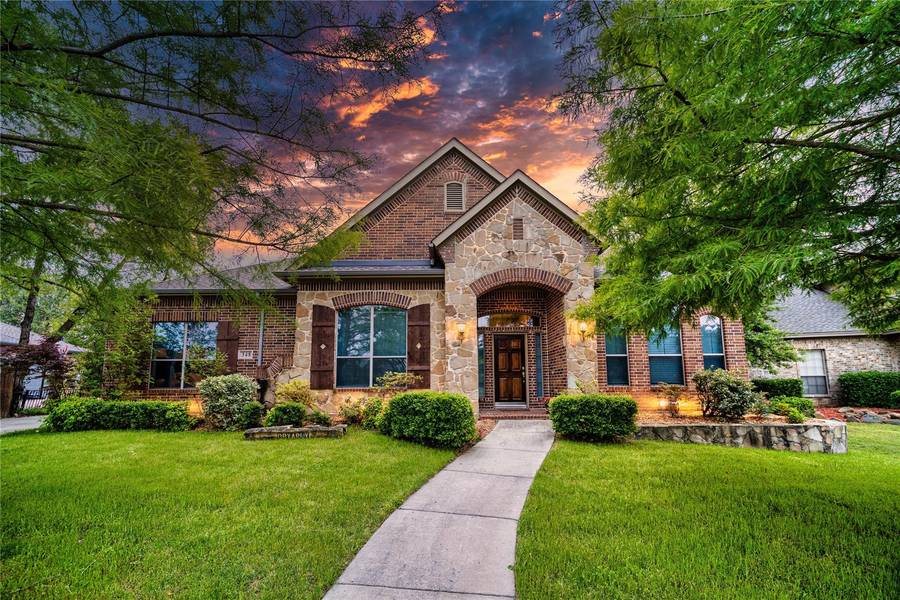 348 Parkside Court, Murphy, TX 75094