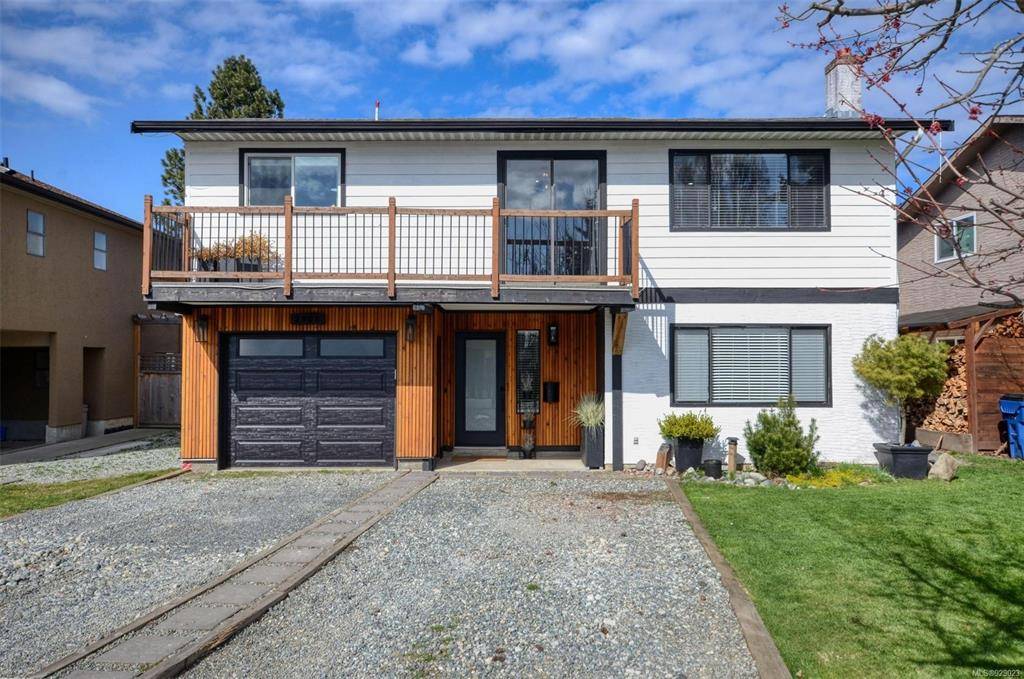 Sidney, BC V8L 4T3,2108 Jahn Pl