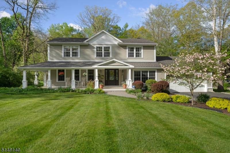 32 Virginia Rd, Montville Twp., NJ 07045