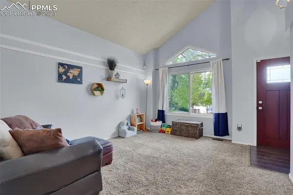 1940 Silkwood DR, Colorado Springs, CO 80920