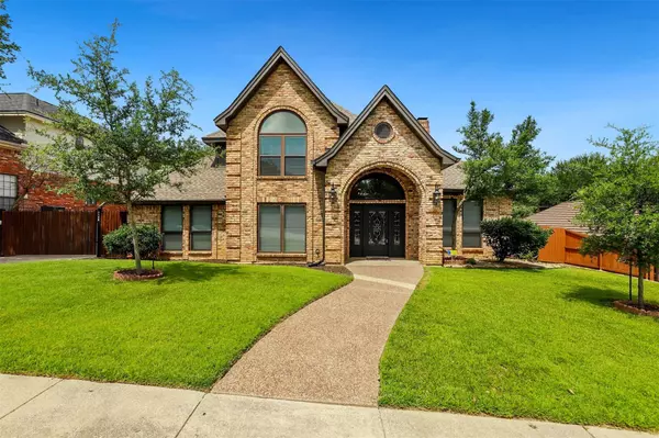 3129 Hurstview Drive, Hurst, TX 76054