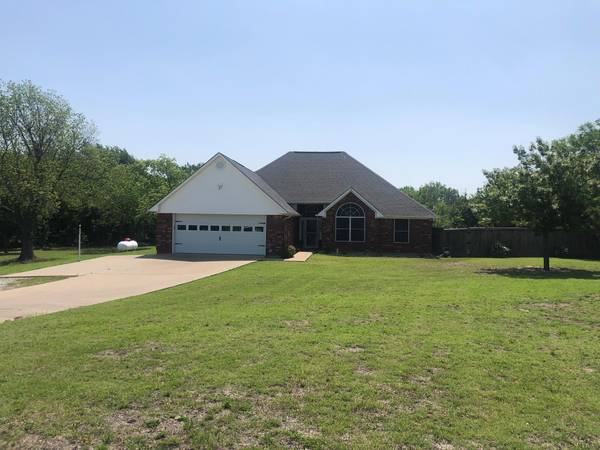 20911 State Highway 34,  Wolfe City,  TX 75496