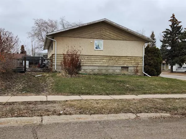 Lloydminster, SK S9V 0K9,4702 Barr Crescent