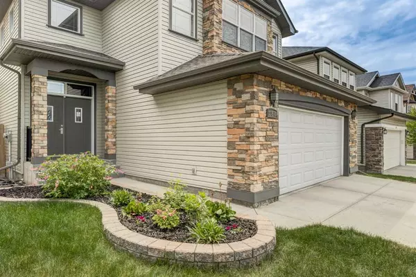 Calgary, AB T3K 6C1,11870 Coventry Hills WAY NE