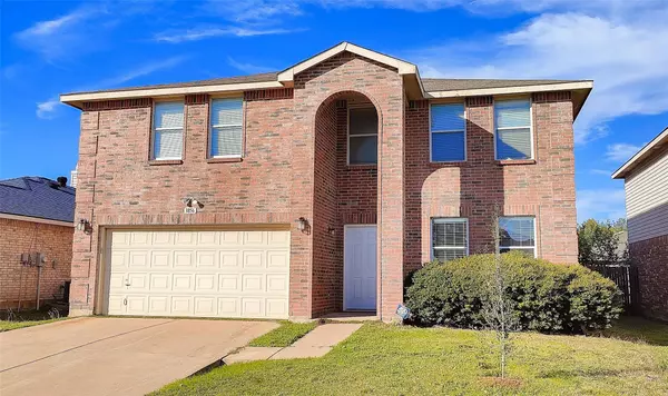 3856 German Pointer Way, Fort Worth, TX 76123