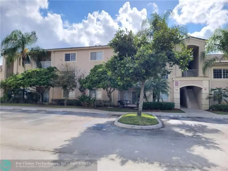 5041 Wiles Rd  #105, Coconut Creek, FL 33073