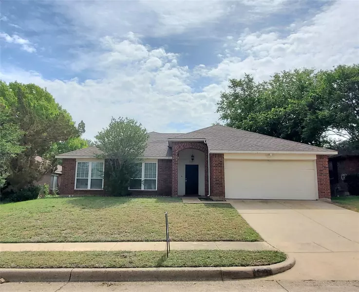 8317 Ohara Lane, Fort Worth, TX 76123