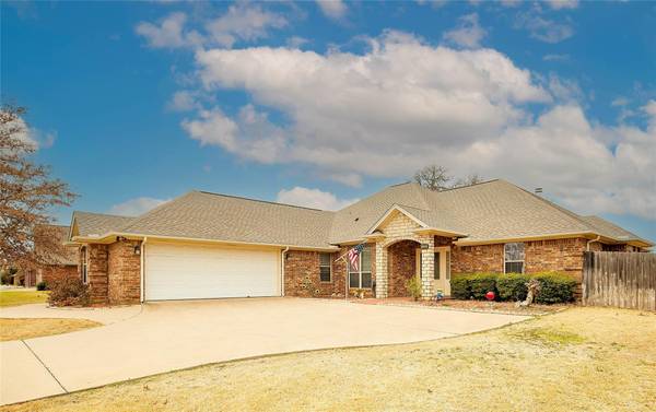 6408 Circo Drive, Granbury, TX 76049