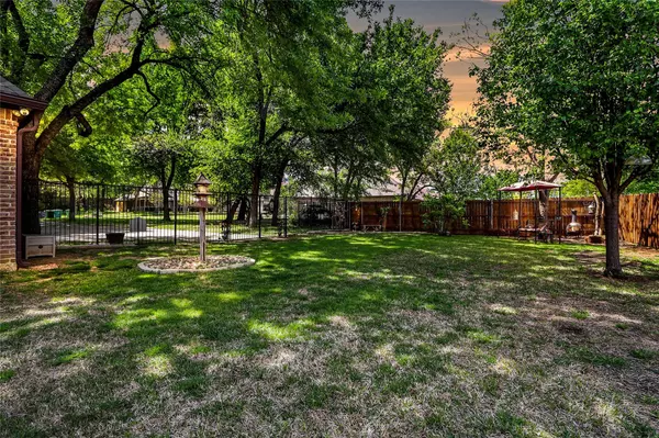 Fort Worth, TX 76112,6017 Terrace Oaks Lane