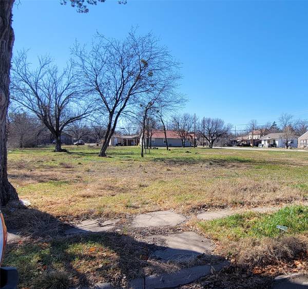 1609 2nd Street, Brownwood, TX 76801