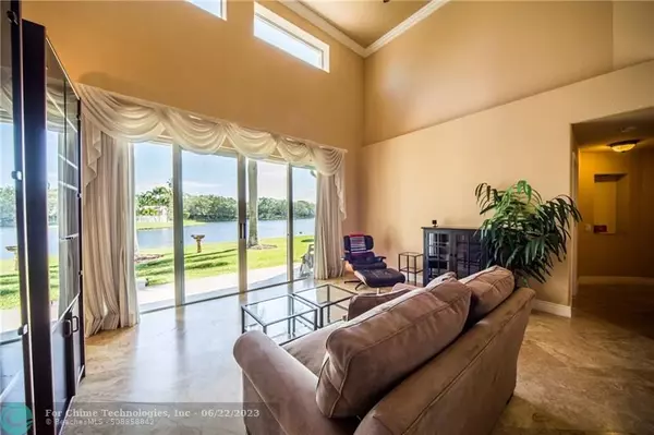 Weston, FL 33326,1070 Capistrano