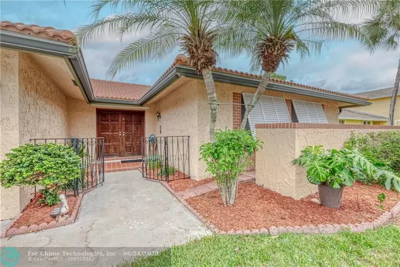 4221 NW 73rd Ave, Lauderhill, FL 33319