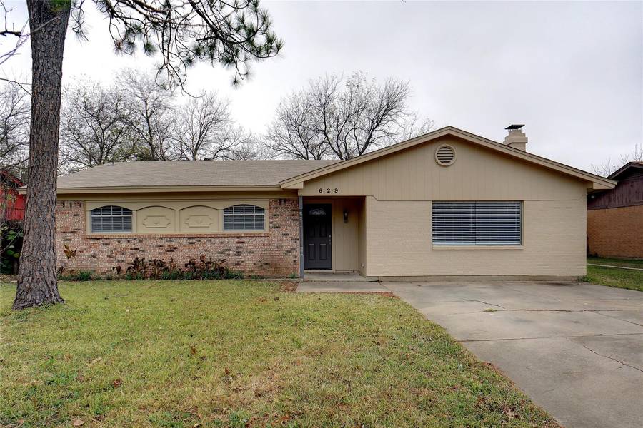 629 Cheltenham Drive, Everman, TX 76140