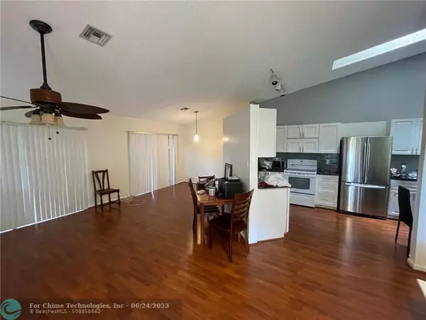 Deerfield Beach, FL 33442,1954 Discovery Cir, E  #1954