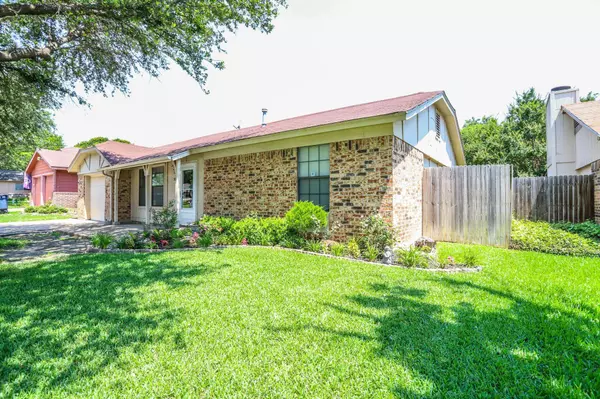 Fort Worth, TX 76135,5824 Sea Breeze Lane