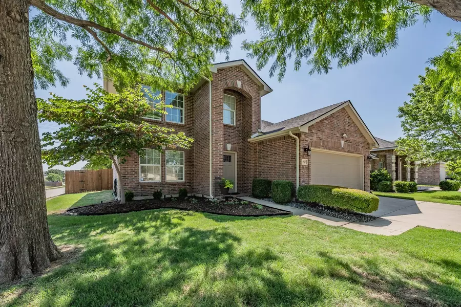 12740 Foxpaw Trail, Fort Worth, TX 76244