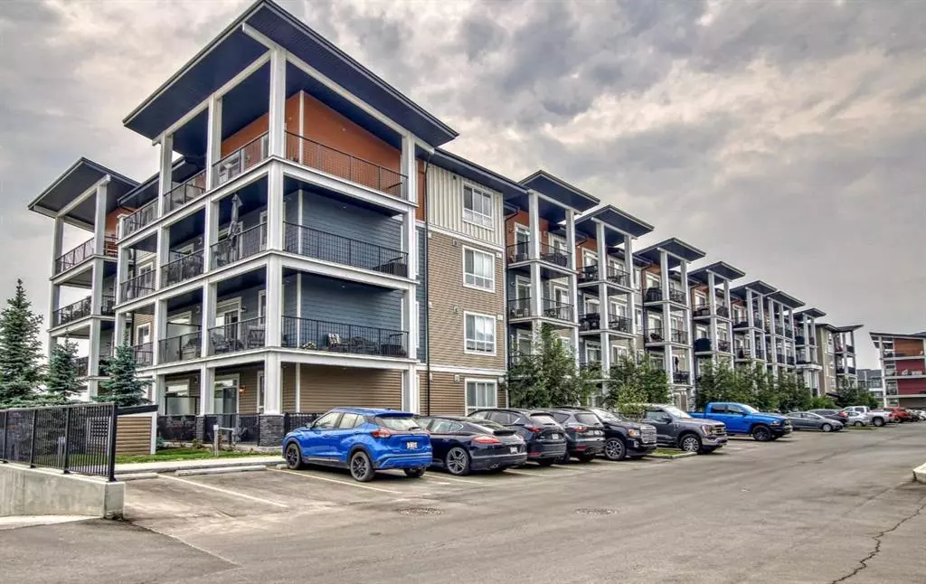 Calgary, AB T2X 4M9,30 Walgrove WALK SE #115