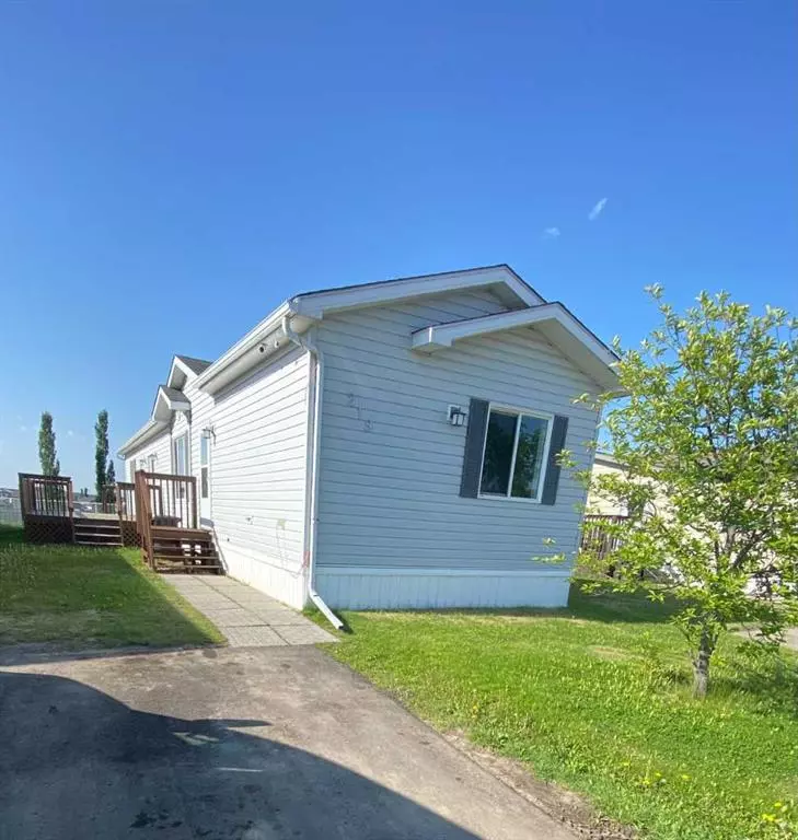 Grande Prairie, AB T8X 1P5,10615 88 ST #219