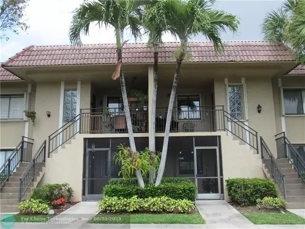 Weston, FL 33326,302 Lakeview Dr  #103