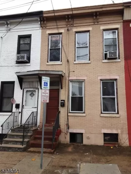 39 Emmet St, Newark City, NJ 07114