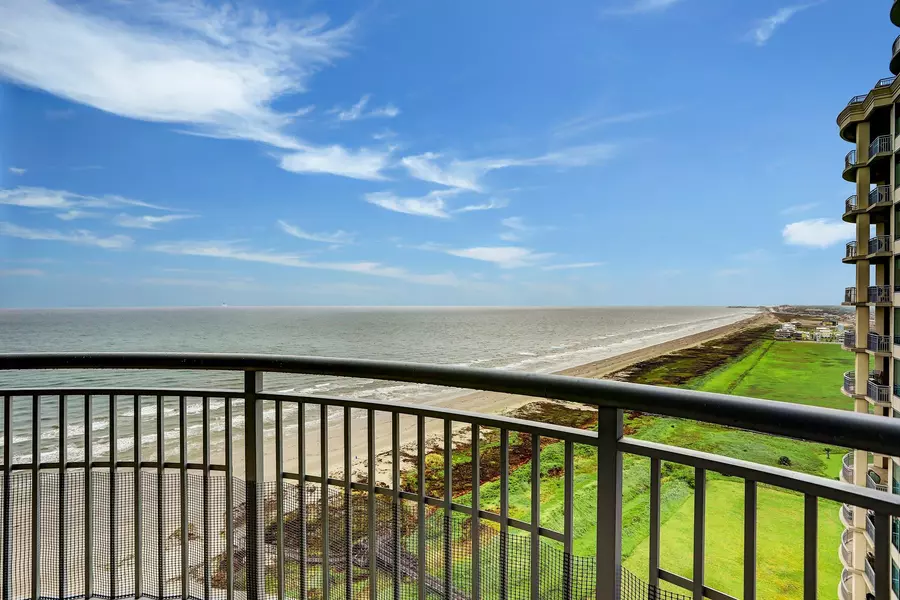 801 E Beach Drive #BC2208, Galveston, TX 77550