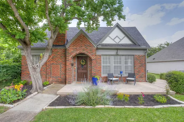 2229 Stanley Avenue, Fort Worth, TX 76110