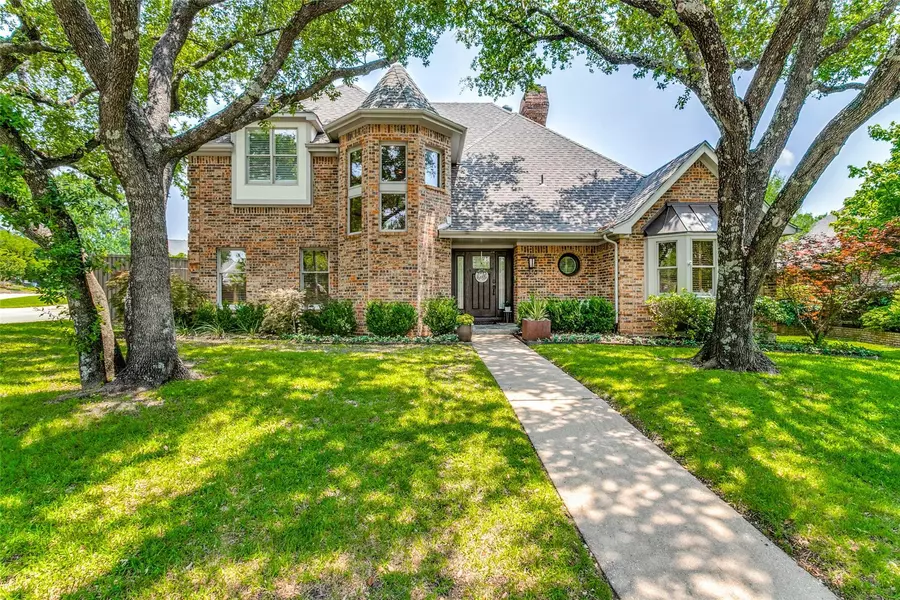 7310 Lizshire Avenue, Dallas, TX 75231