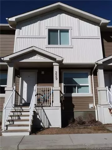 Lethbridge, AB T1J 4J9,229 Silkstone RD W #3