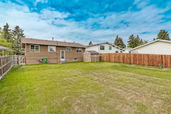 Calgary, AB T2W0Y7,56 Bracebridge CRES SW