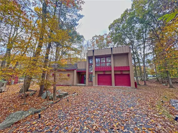 5114 Red Bud Terrace, Stroud Twp, PA 18301