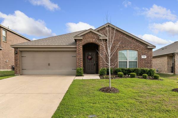 1816 Meadow Crest Drive, Princeton, TX 75407