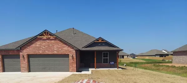 13694 NE Lafayette Drive, Elgin, OK 73538