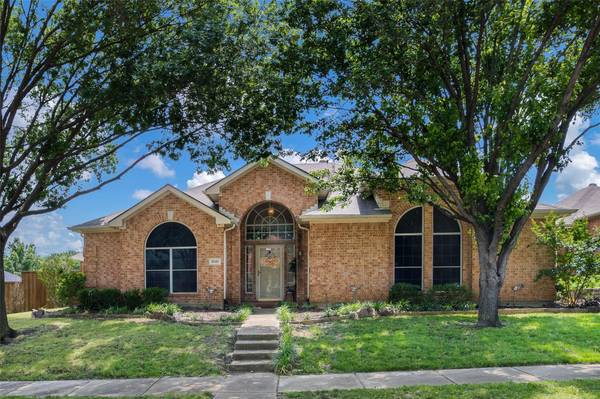 1610 Spring Hollow Lane, Garland, TX 75043