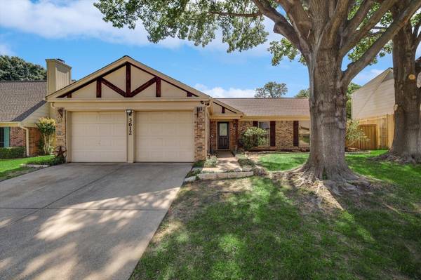 3612 Windsong Lane, Bedford, TX 76021